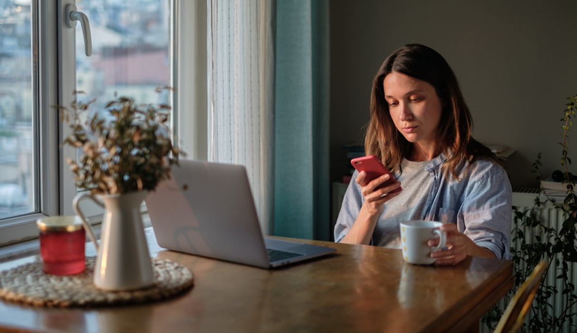 Yes, &lsquo;Financial Infidelity&rsquo; Is a Form of Cheating&mdash;And It Can Bankrupt Your Relationship